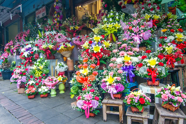 chakphet flower market